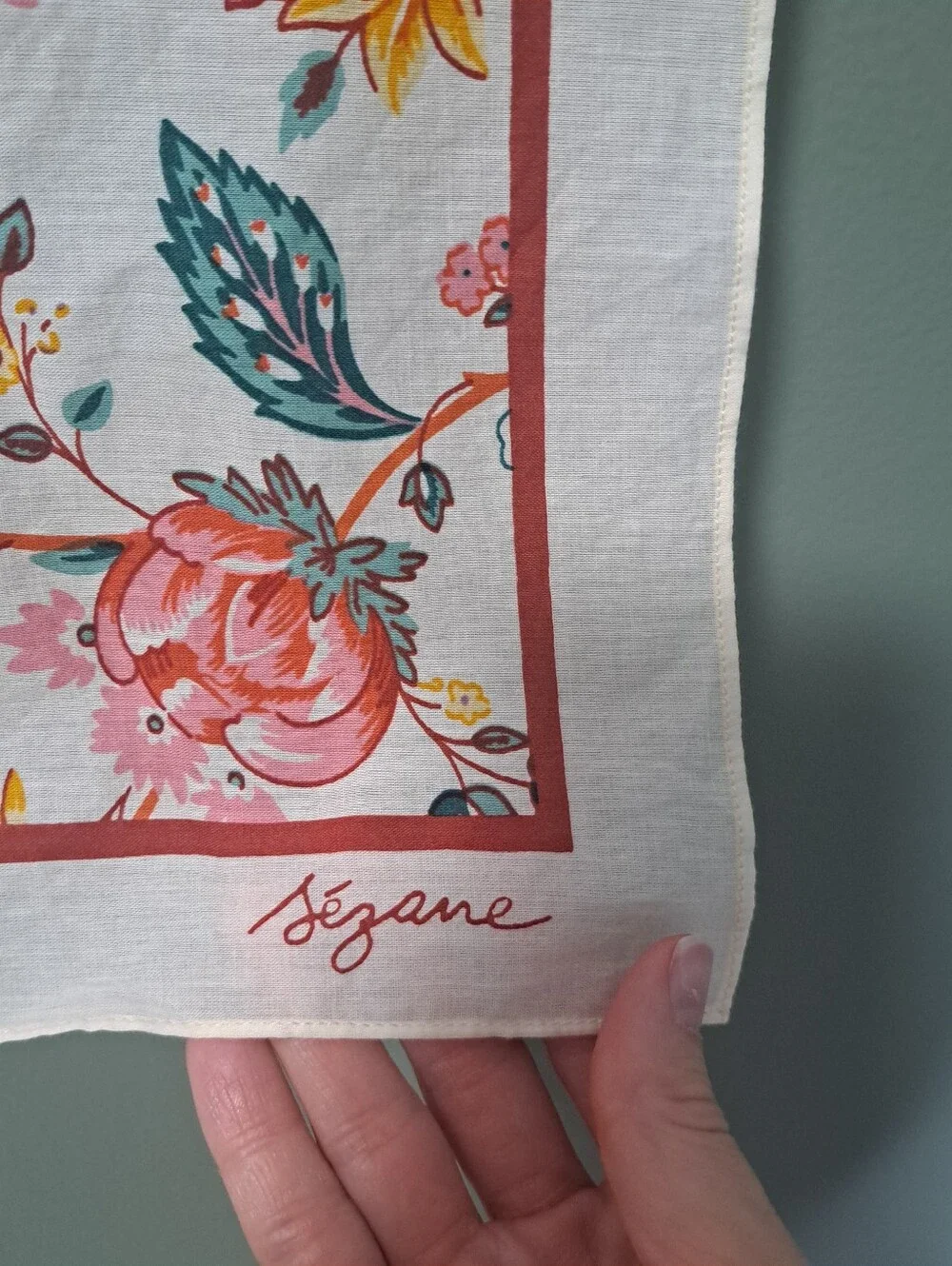 Sezane Gaston Scarf Tan Floral NWOT